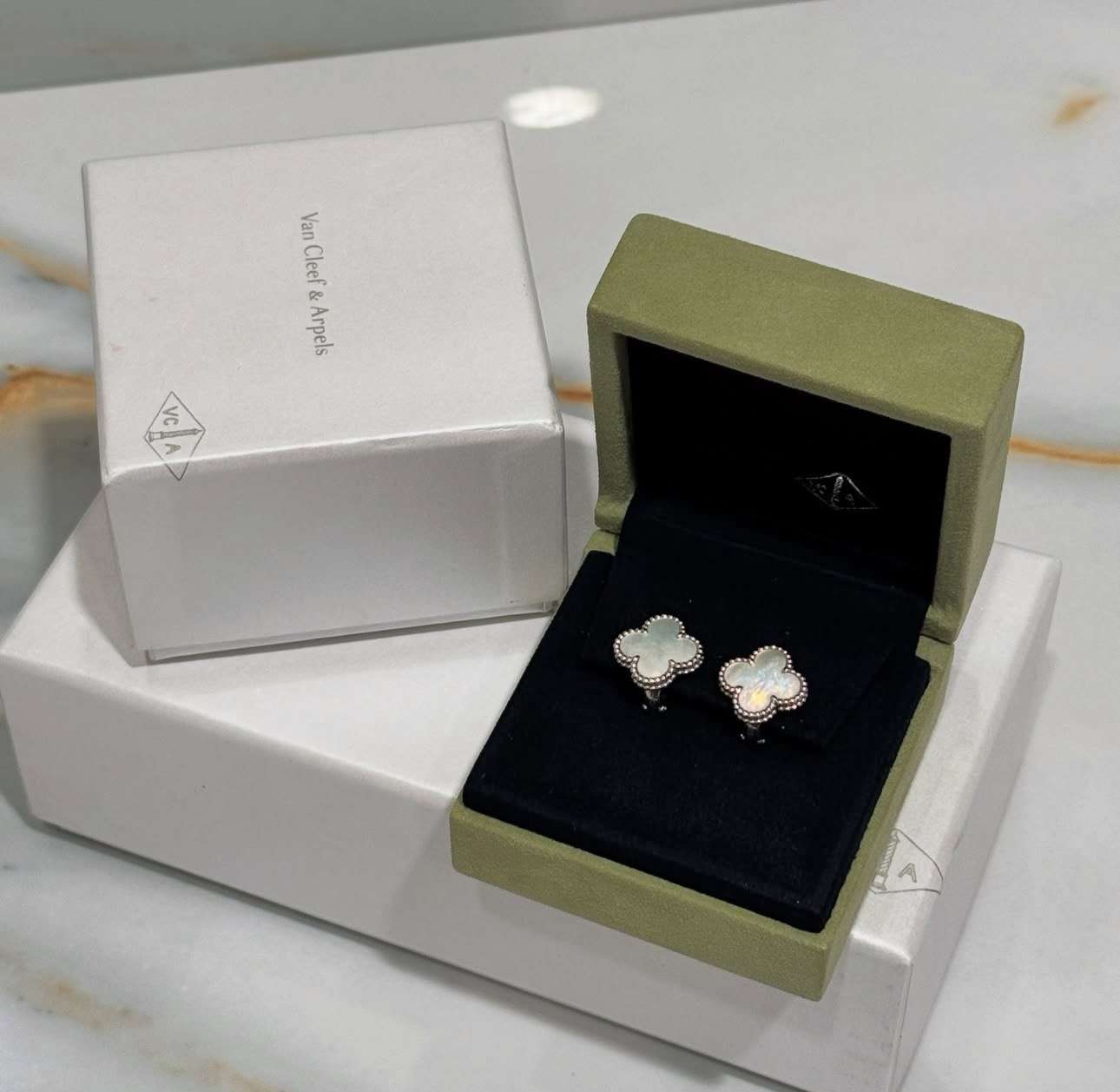 Van cleef nausnice