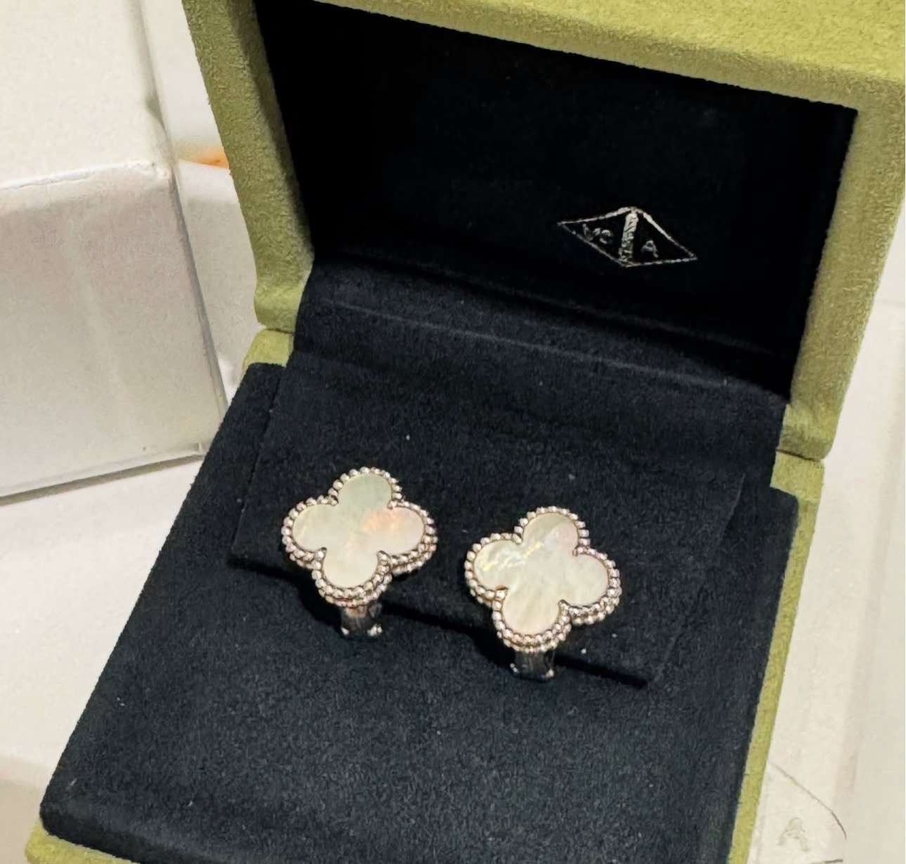 Van cleef nausnice