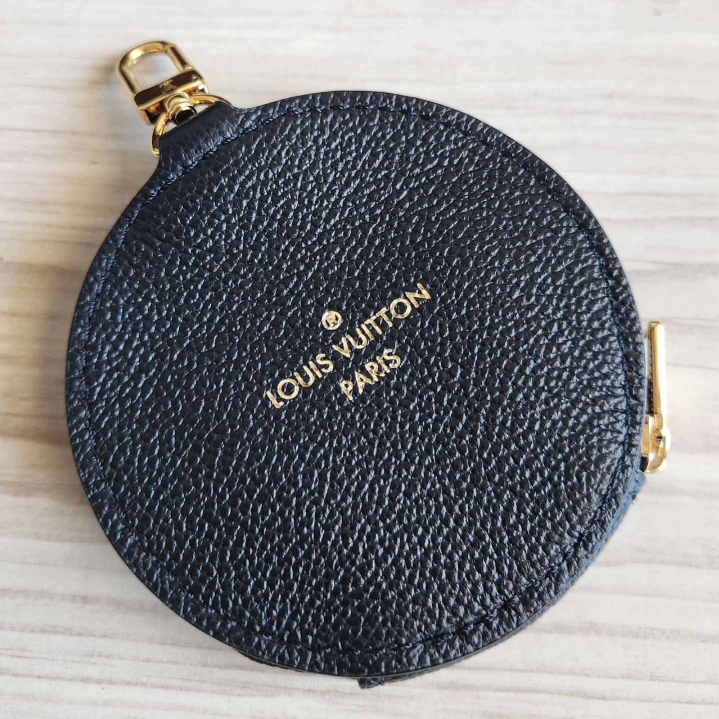 Louis Vuitton Purse