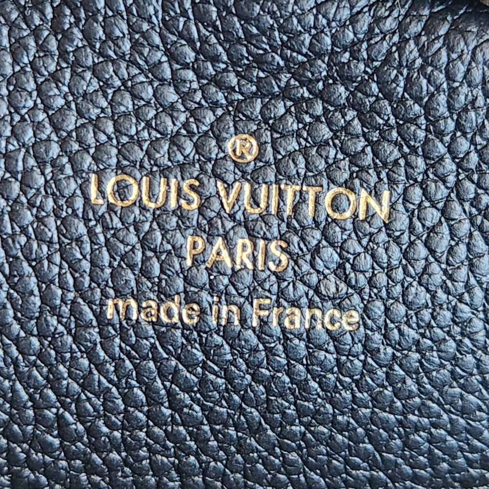 Louis Vuitton Purse