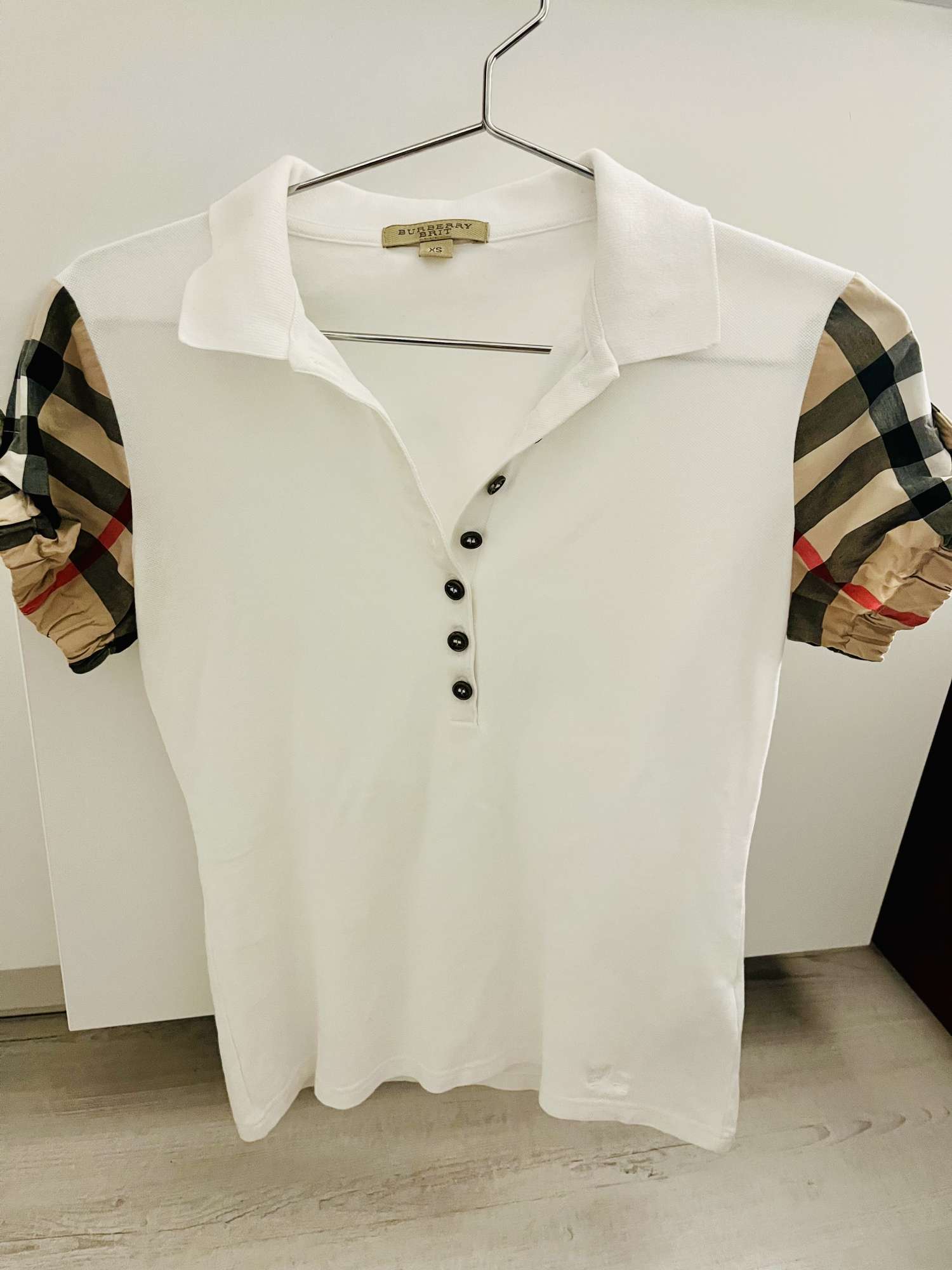 Burberry biela polokošeľa XS