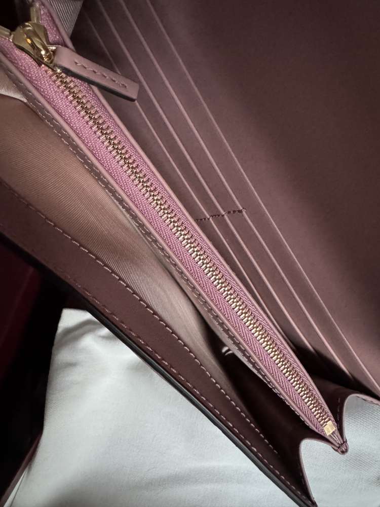 Gucci kožená peňaženka