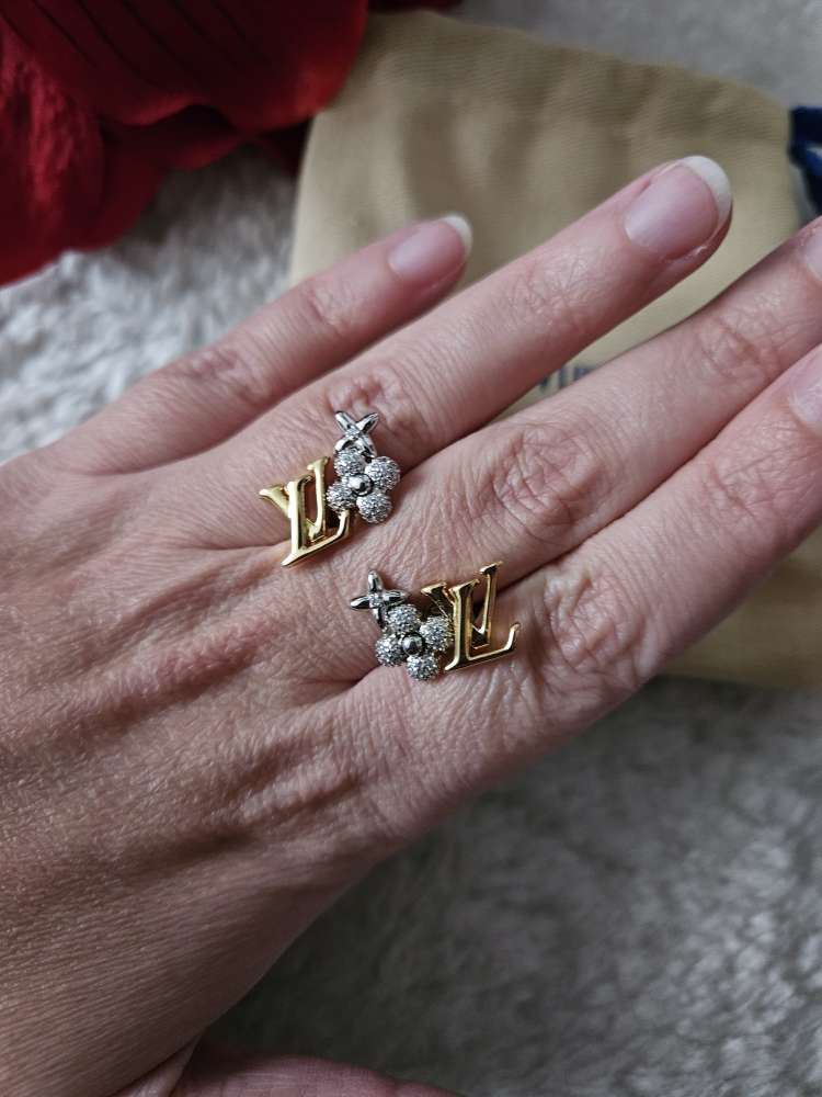 Nausnice Louis Vuitton