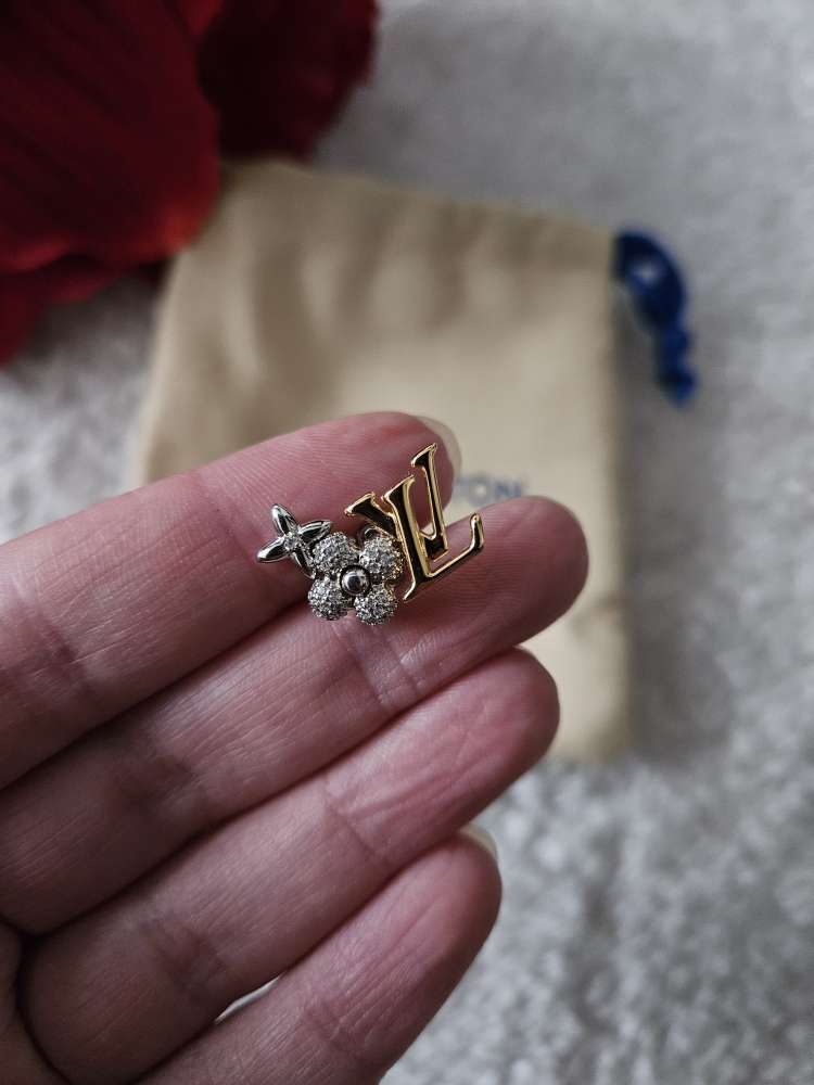 Nausnice Louis Vuitton