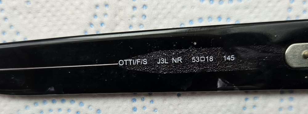 Jimmy Choo slnečné okuliare.