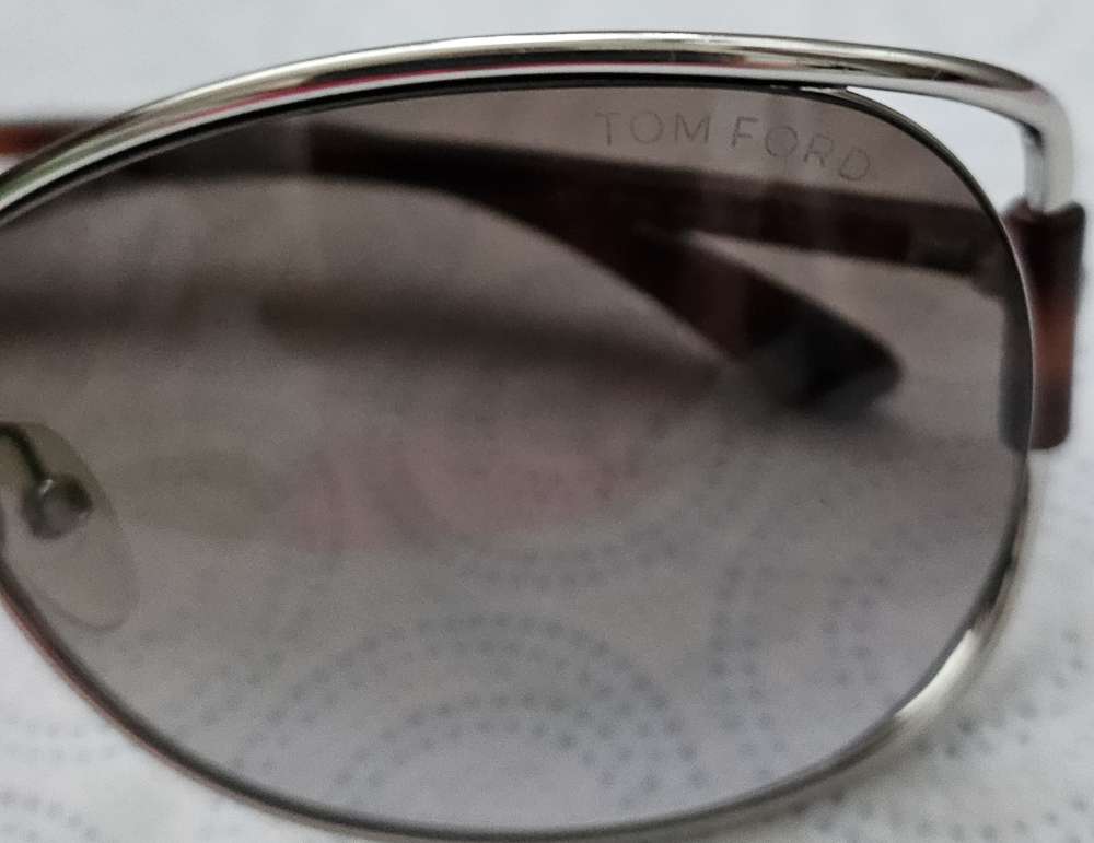 Tom Ford slnečné okuliare model Eugenia TF156.