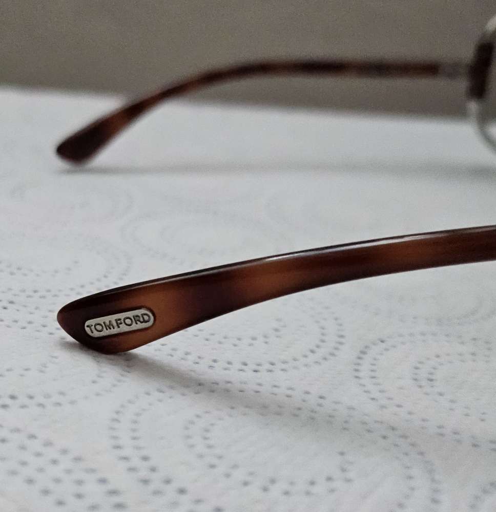 Tom Ford slnečné okuliare model Eugenia TF156.