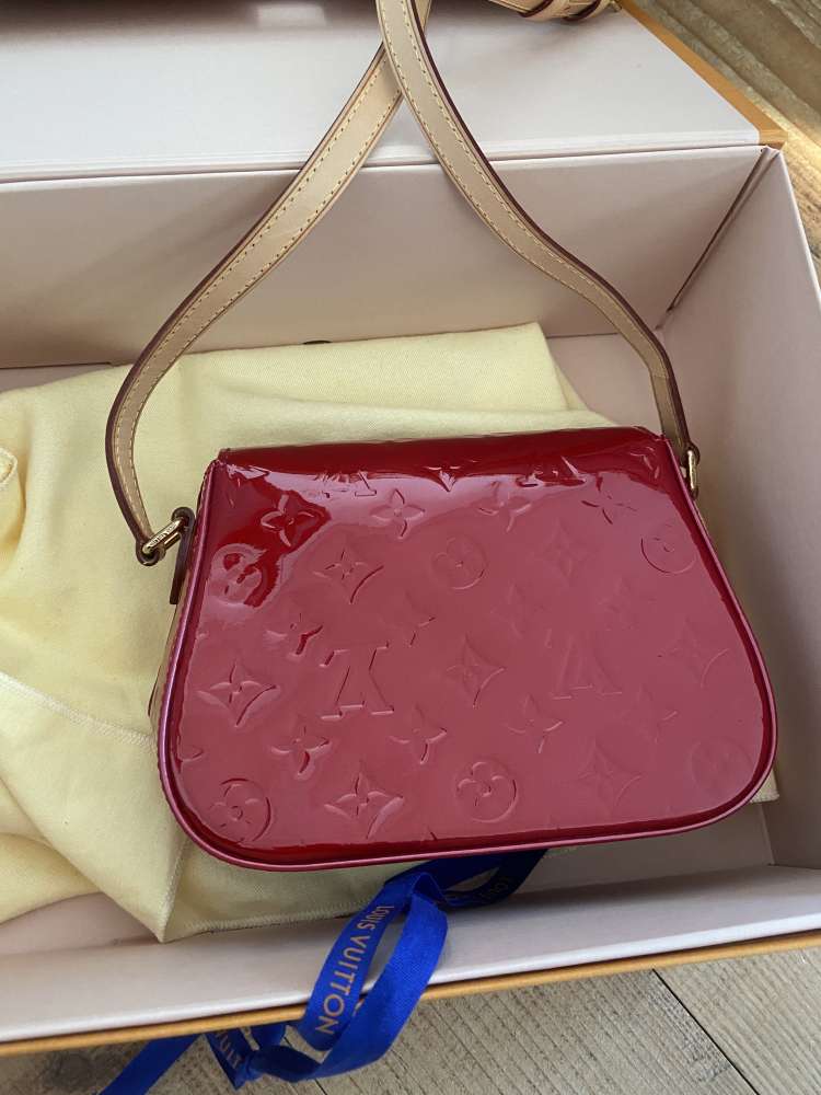 Louis Vuitton Bellflower