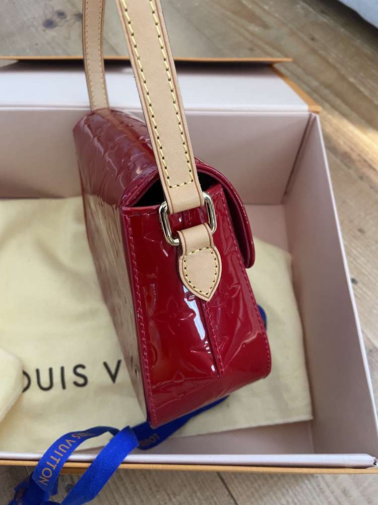 Louis Vuitton Bellflower