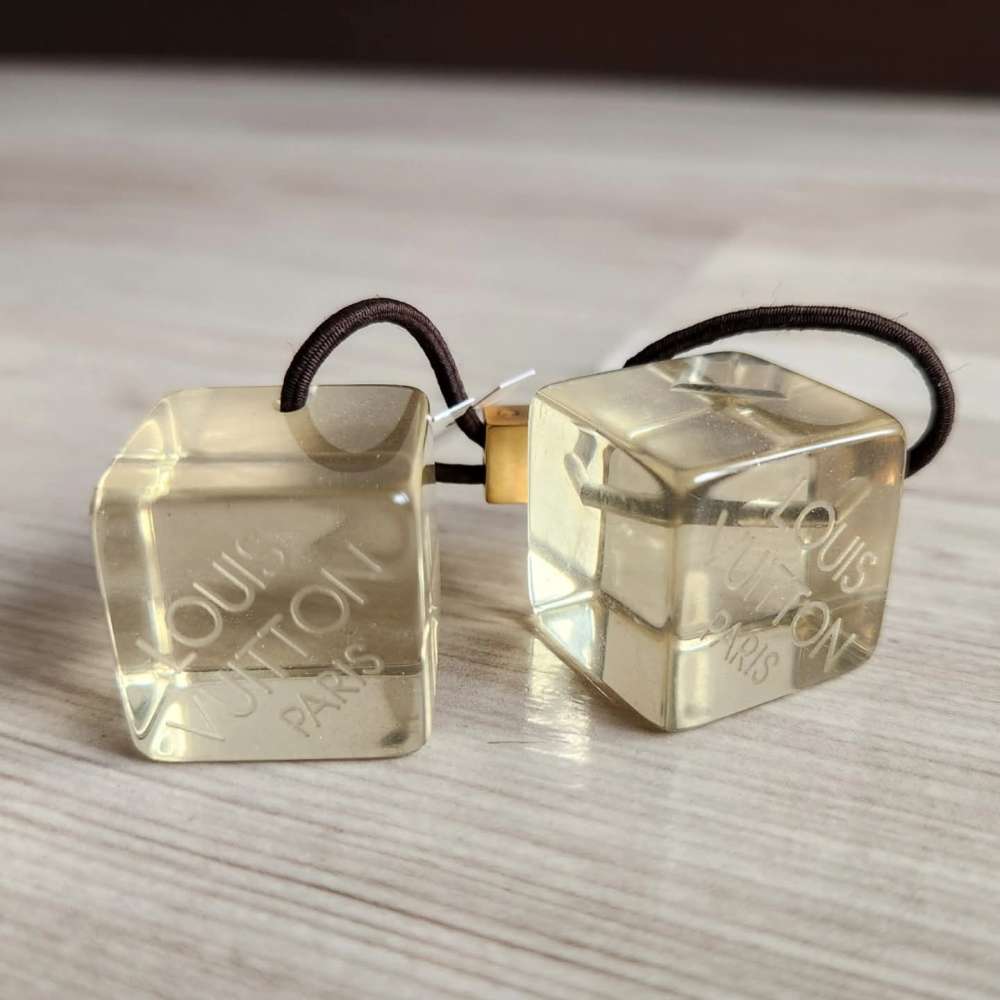 Louis Vuitton Gumicky