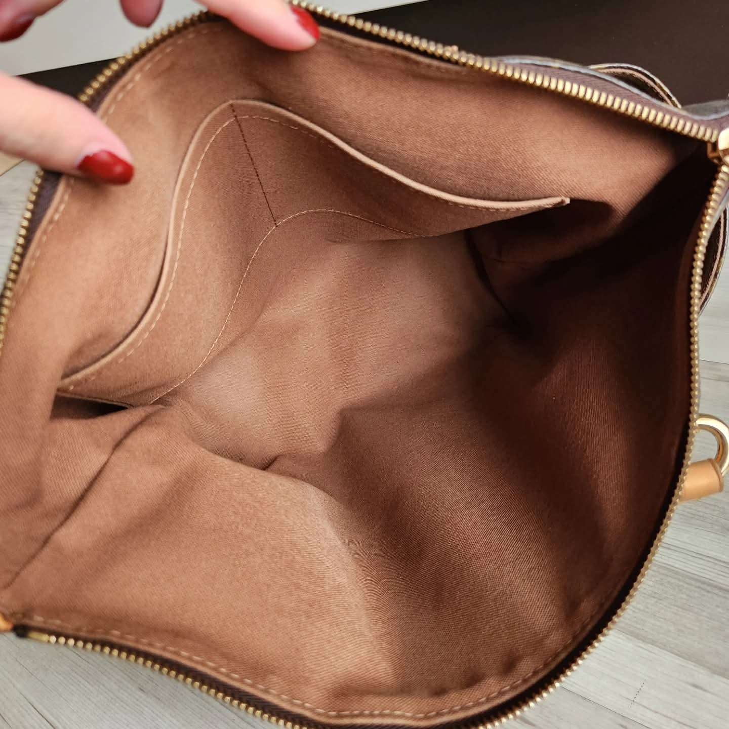 Louis Vuitton Totally