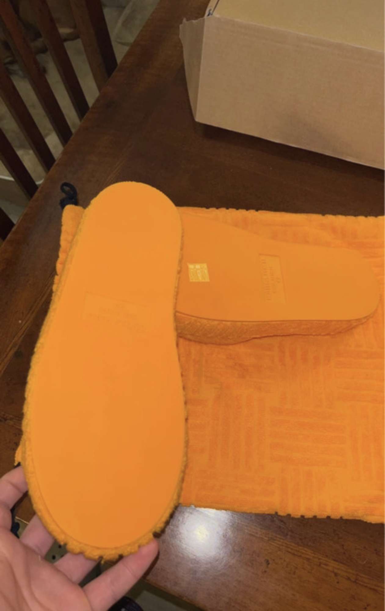 Bottega Veneta šľapky