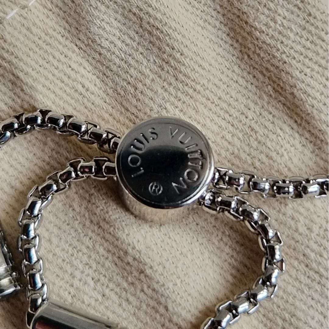 Louis Vuitton Naramek