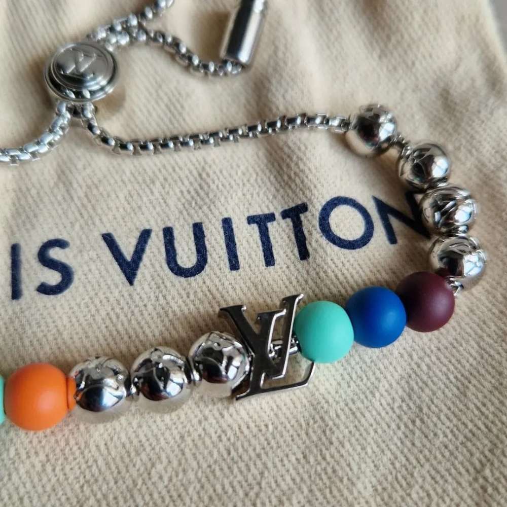 Louis Vuitton Naramek