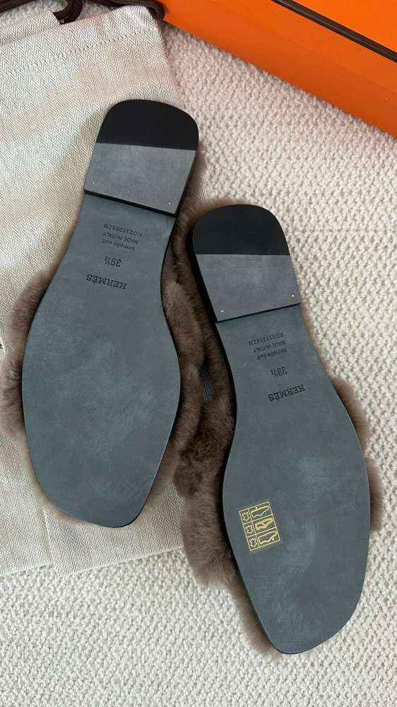 Hermes oran shearling