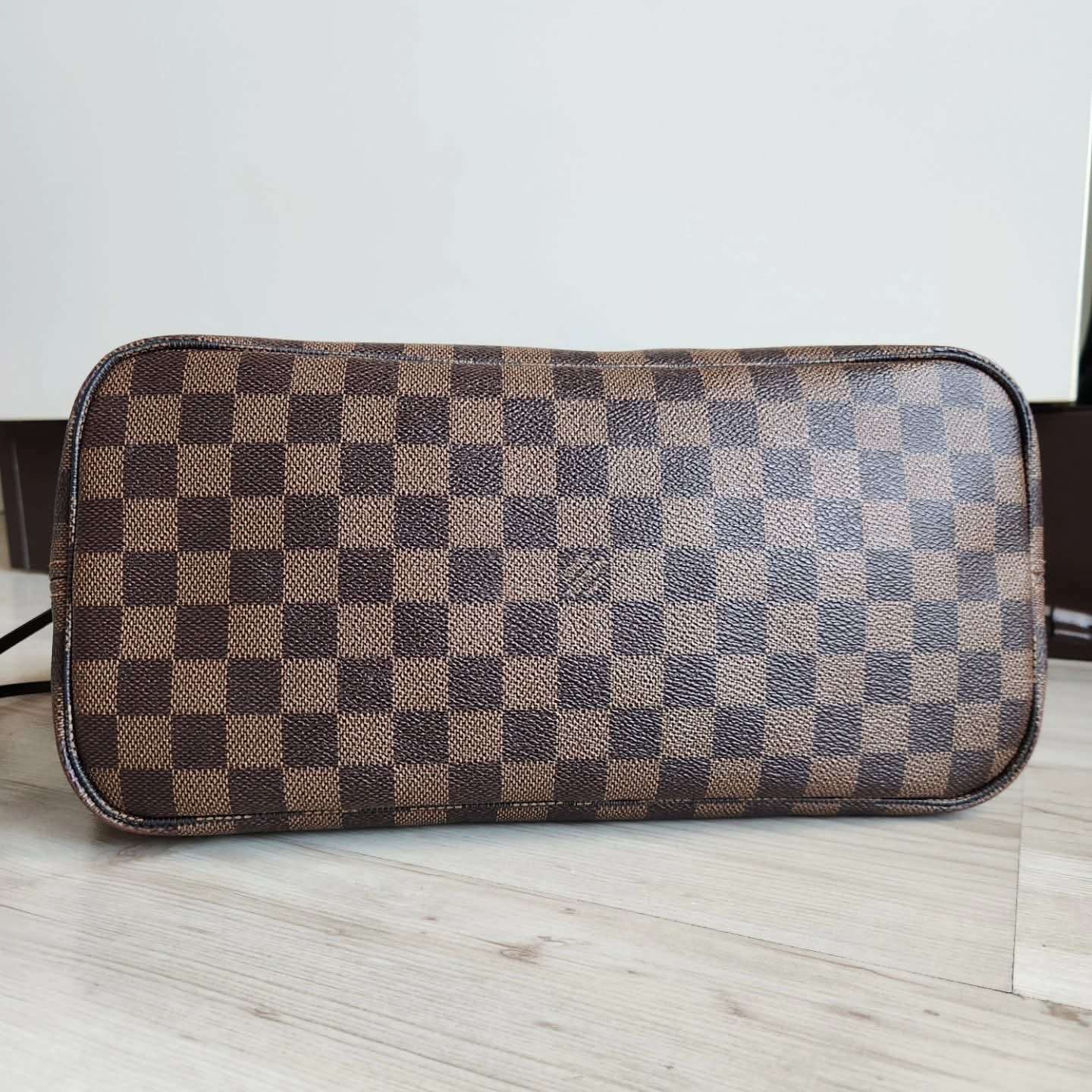 Louis Vuitton Neverfull MM
