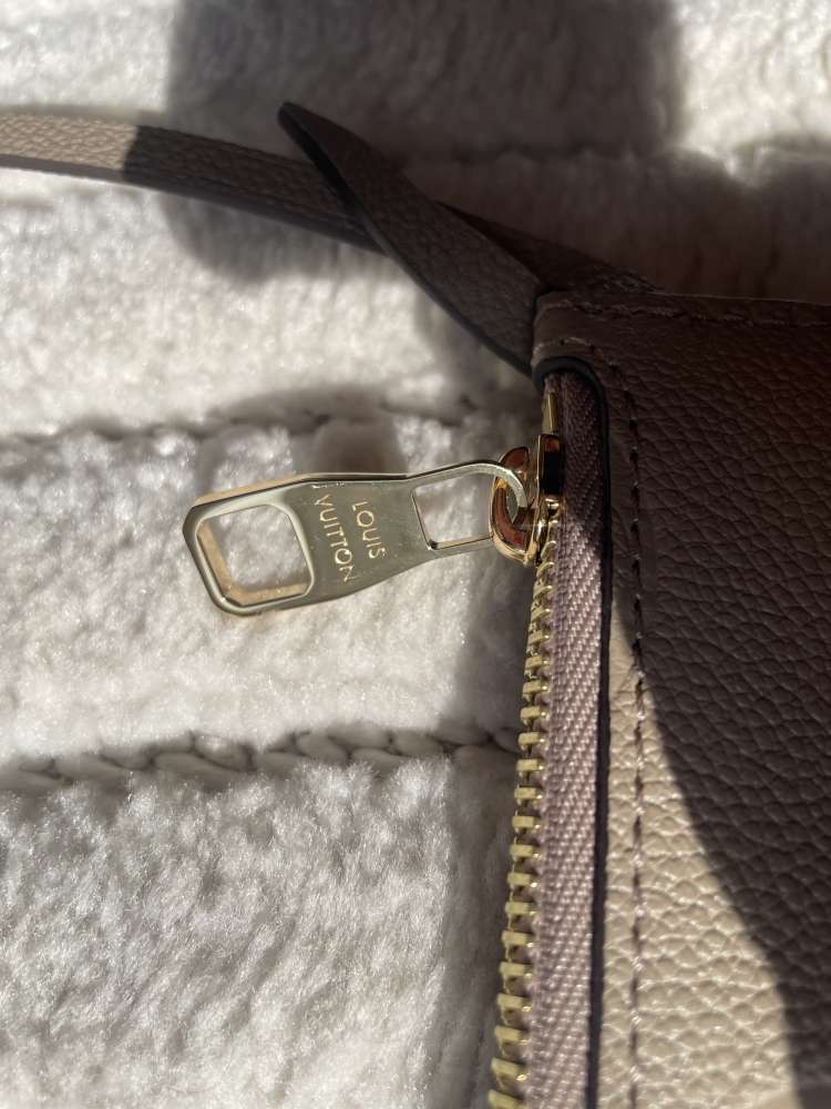 louis vuitton Clutch, uplne novy
