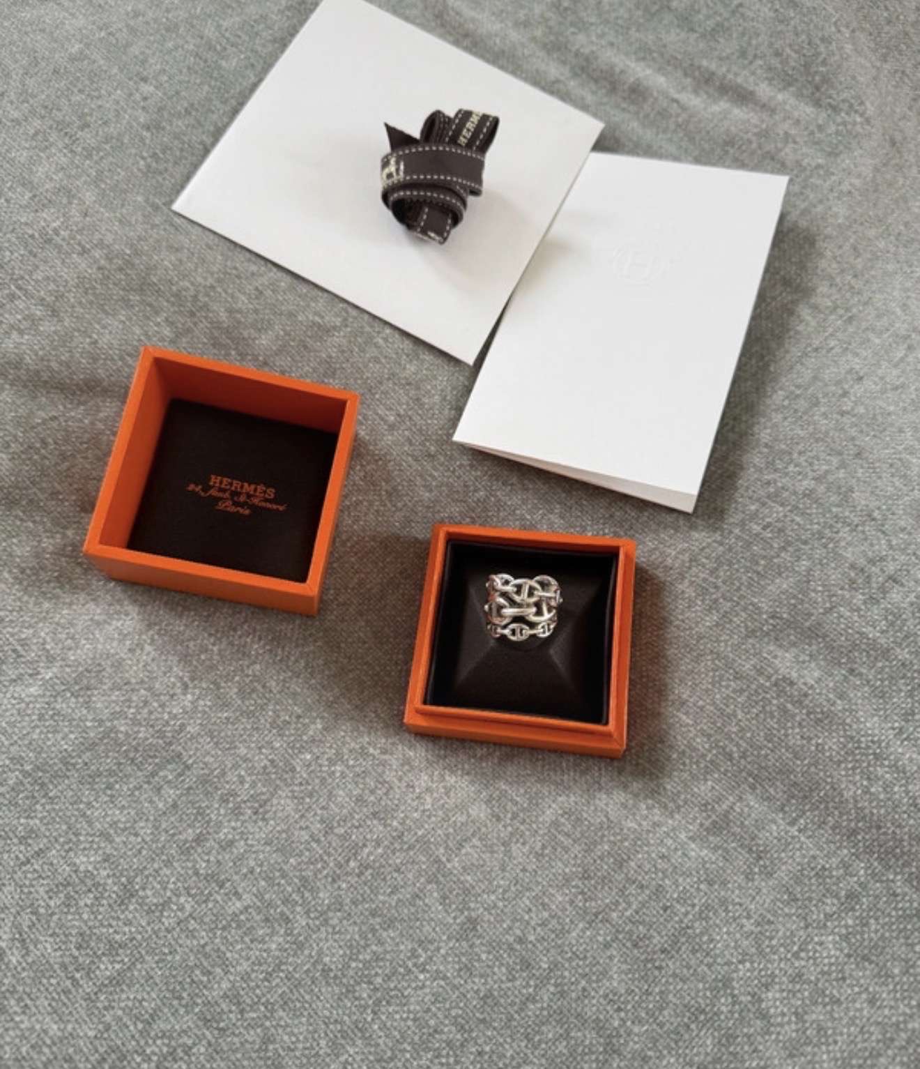 Hermes prsteň