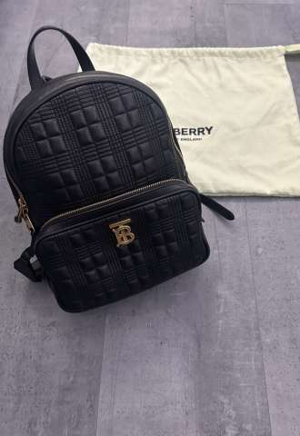 https://www.vipluxury.sk/Burberry batoh
