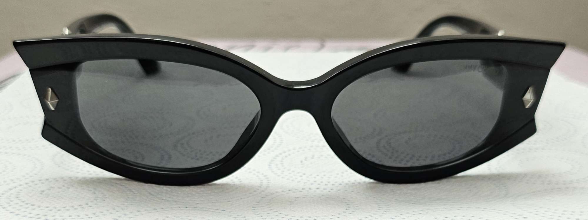 Jimmy Choo slnečné okuliare, ako nové. Model JC5015U.