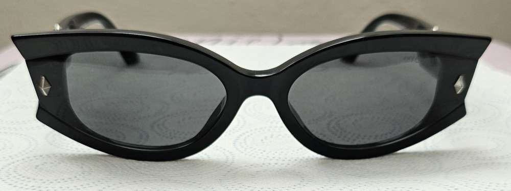 Jimmy Choo slnečné okuliare, ako nové. Model JC5015U.