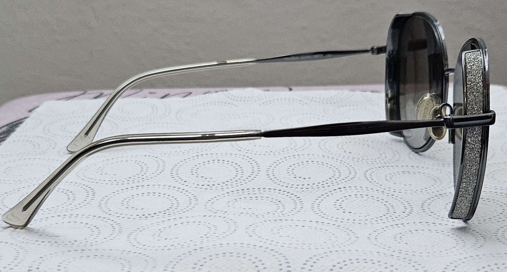 Jimmy Choo slnečné okuliare model FELINE.