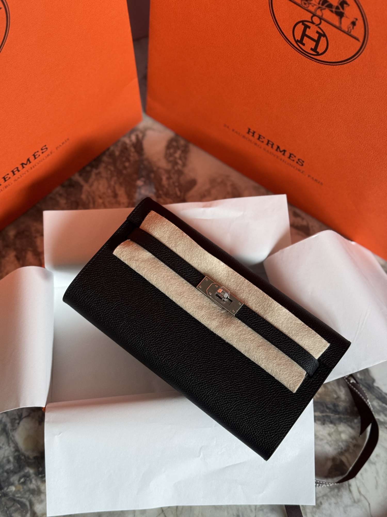 Hermes Kelly to go epsom 02/26