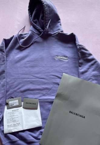 https://www.vipluxury.sk/Mikina Balenciaga