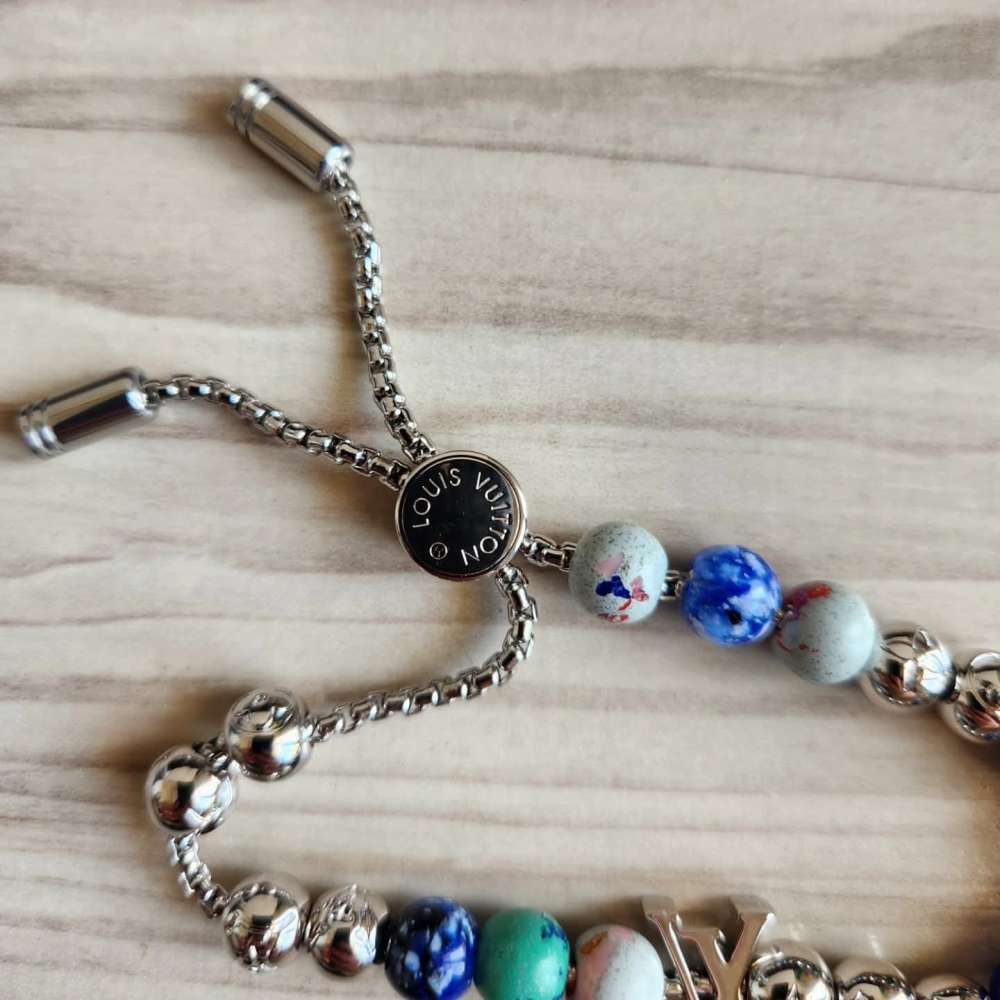 Louis Vuitton Naramek