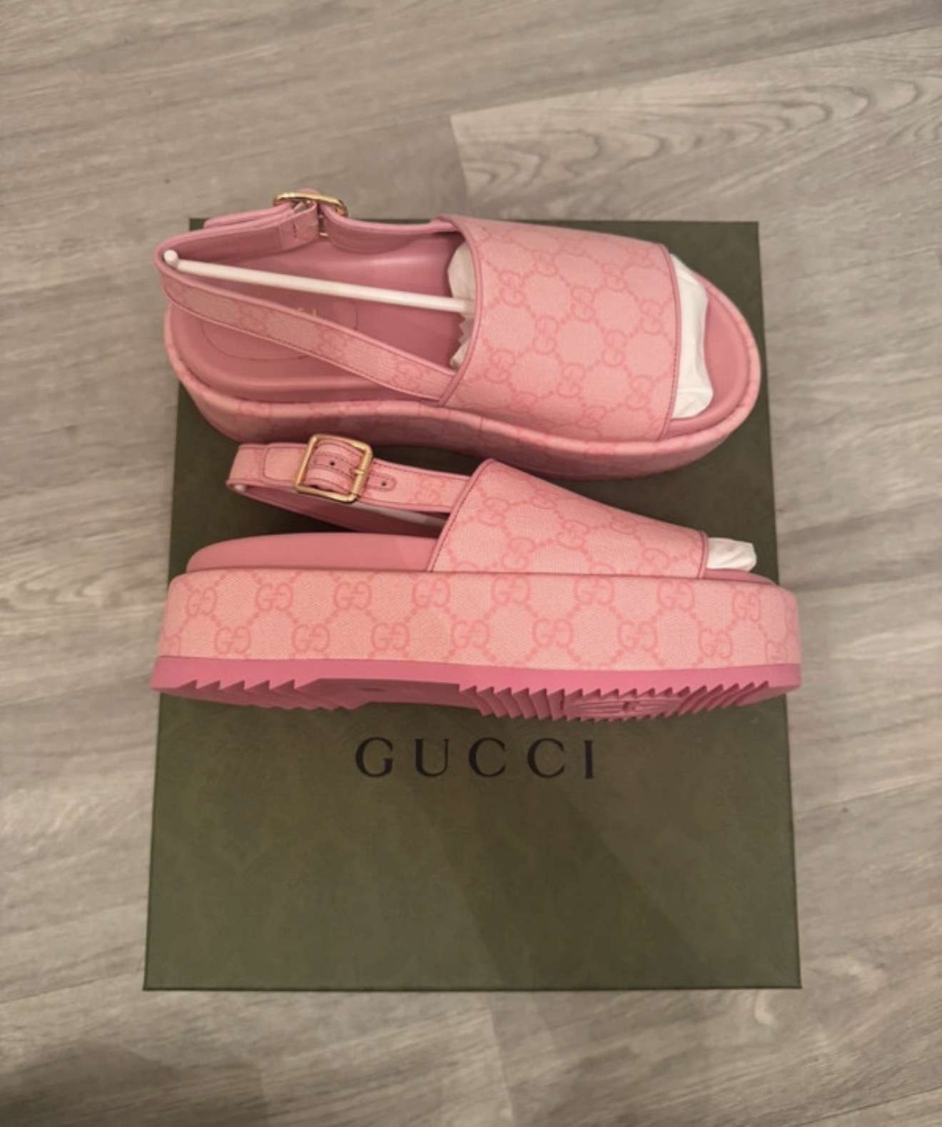 Gucci sandalky