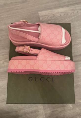 https://www.vipluxury.sk/Gucci sandalky