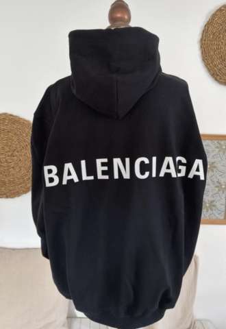 https://www.vipluxury.sk/Balenciaga mikina
