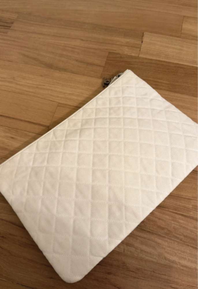 Chanel clutch