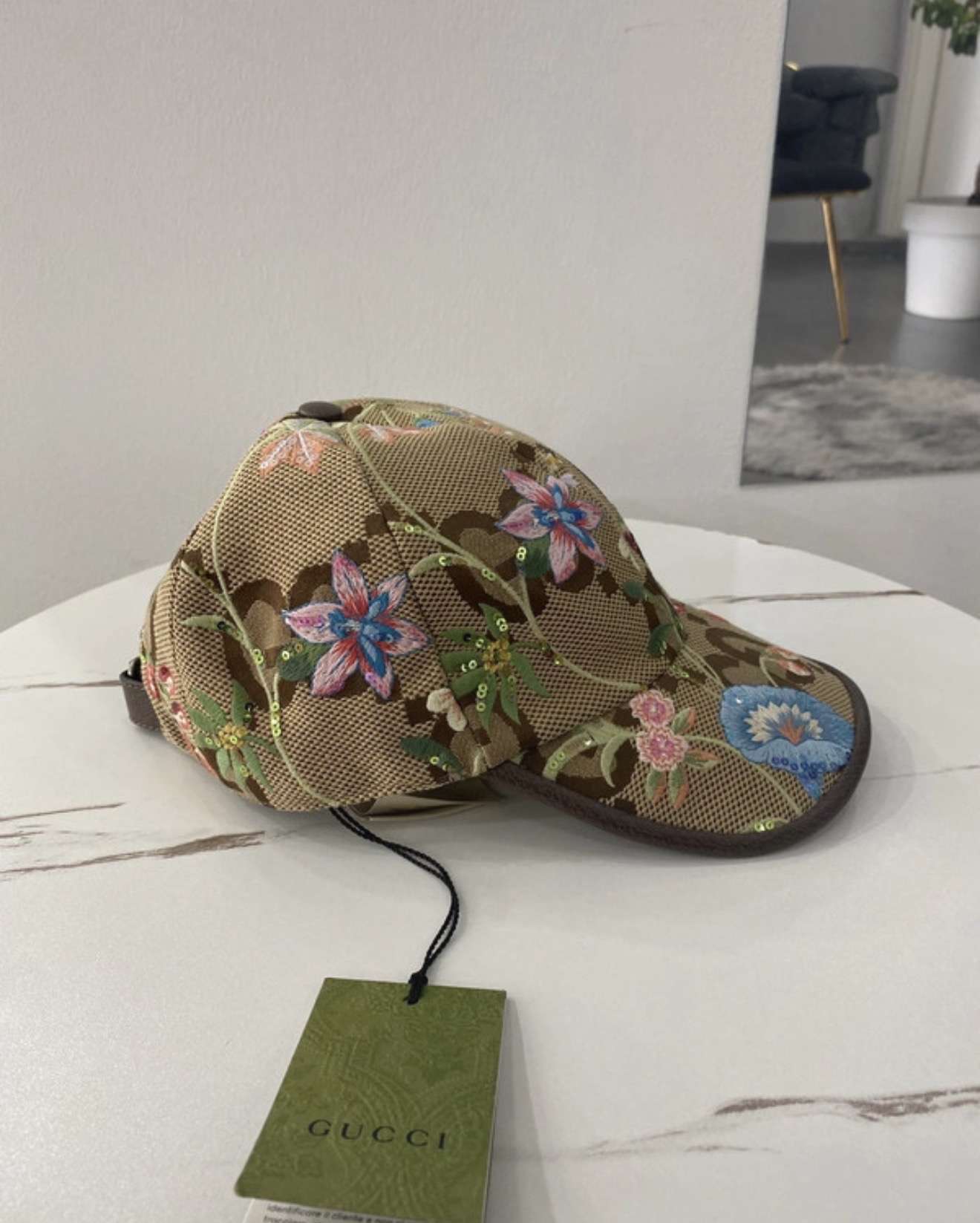 Gucci šiltovka
