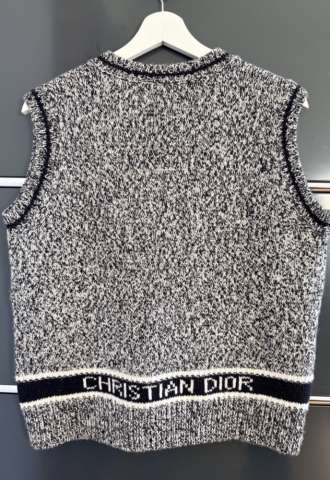 https://www.vipluxury.sk/Dior Vesta