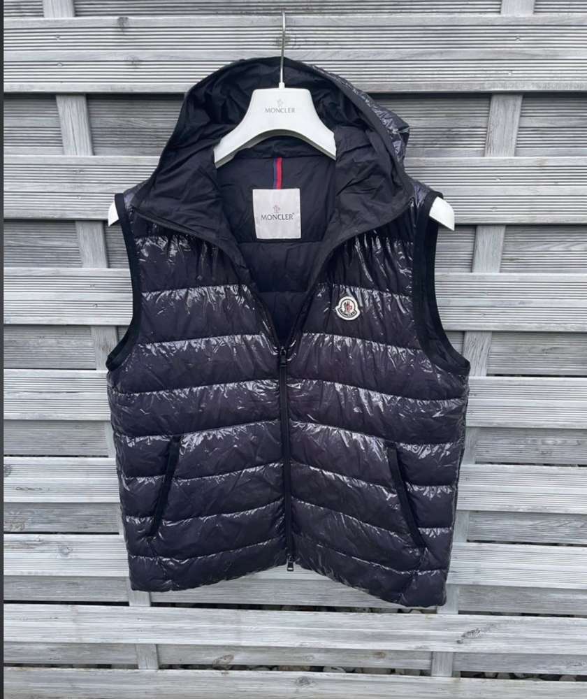 Moncler Vesta pánska