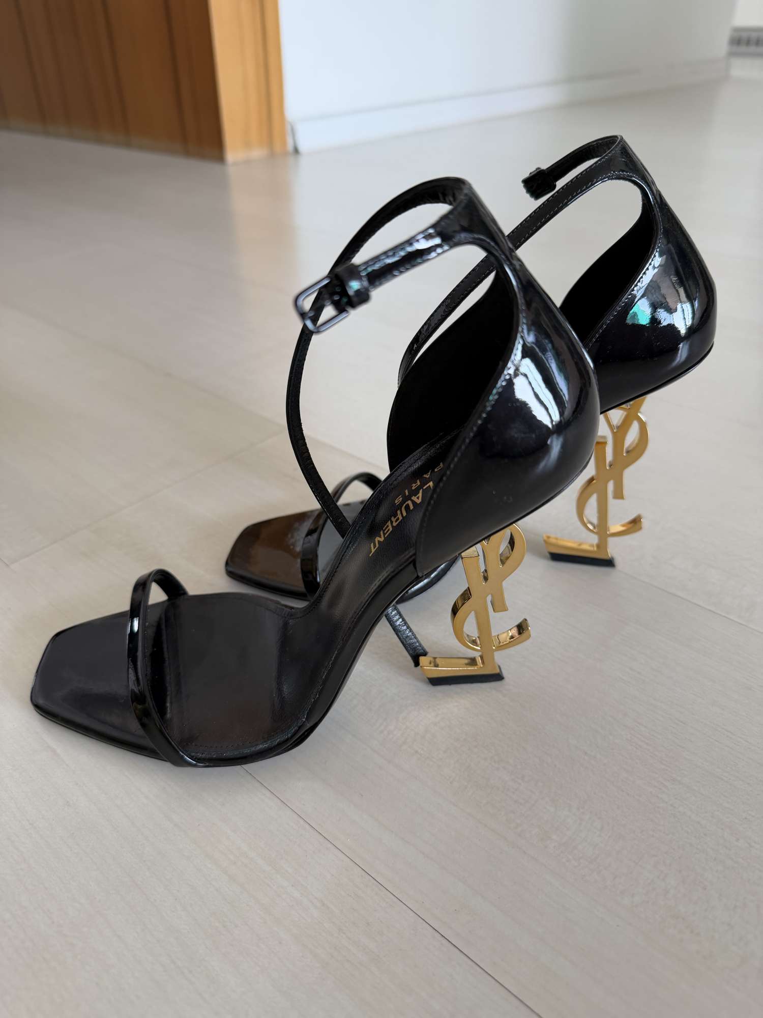 Saint laurent lodičky