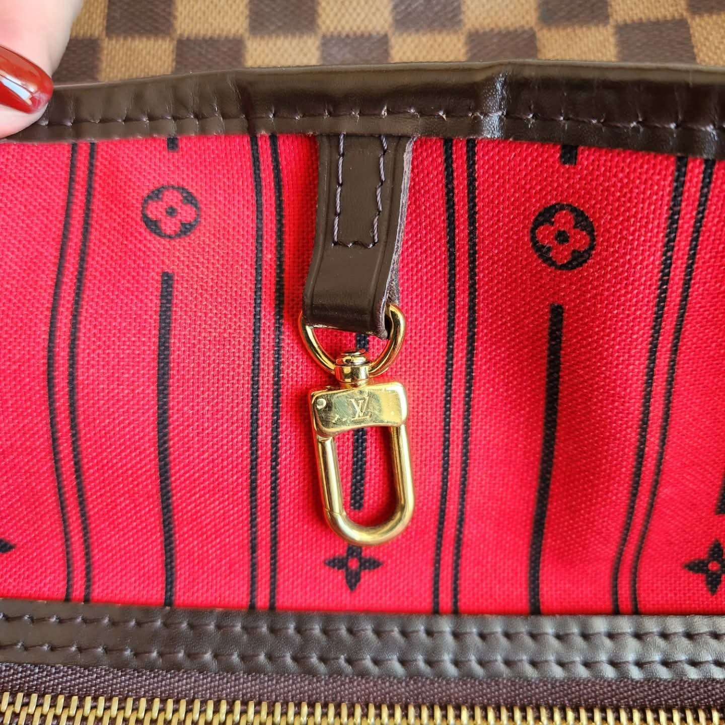 Louis Vuitton Neverfull MM