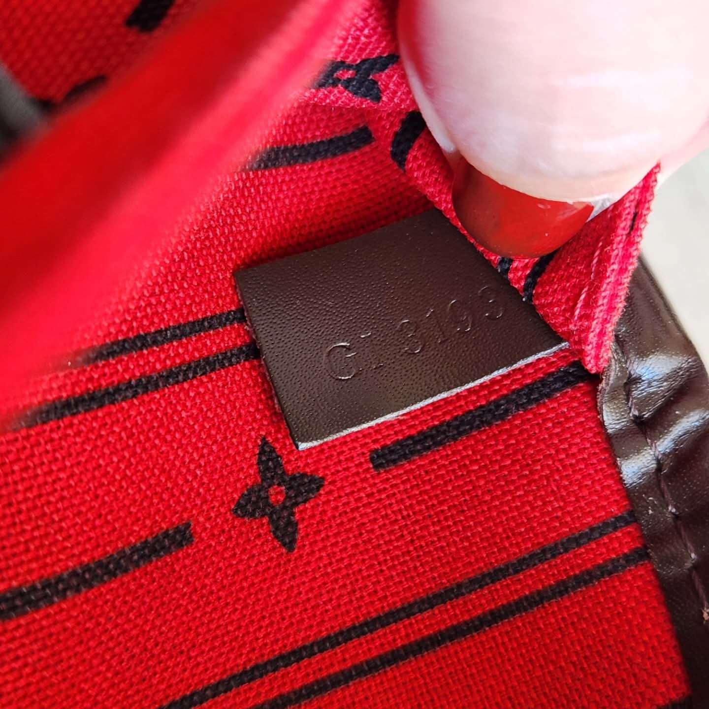 Louis Vuitton Neverfull MM