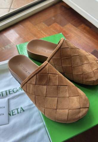 https://www.vipluxury.sk/Bottega Veneta šľapky