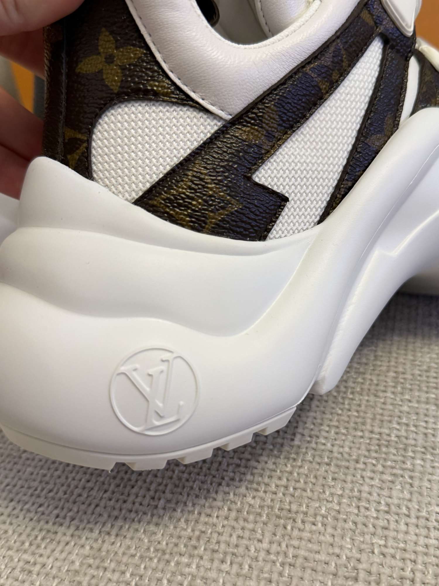 Louis vuitton archlight