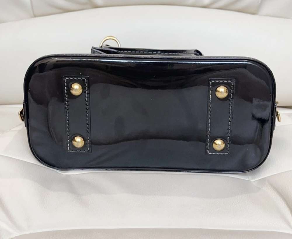 Louis Vuitton Alma bb