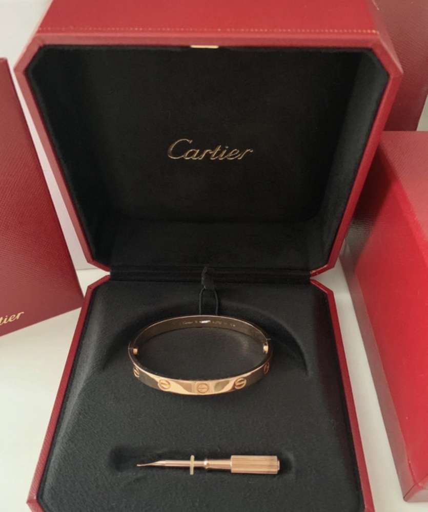 Cartier love