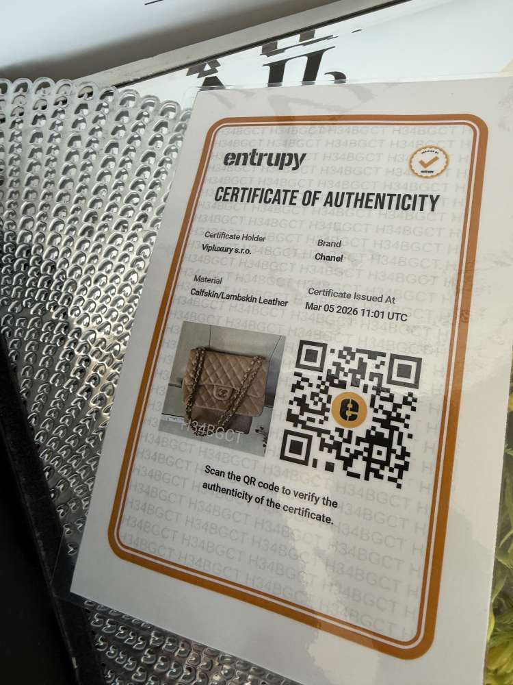 Chanel Jumbo double flap