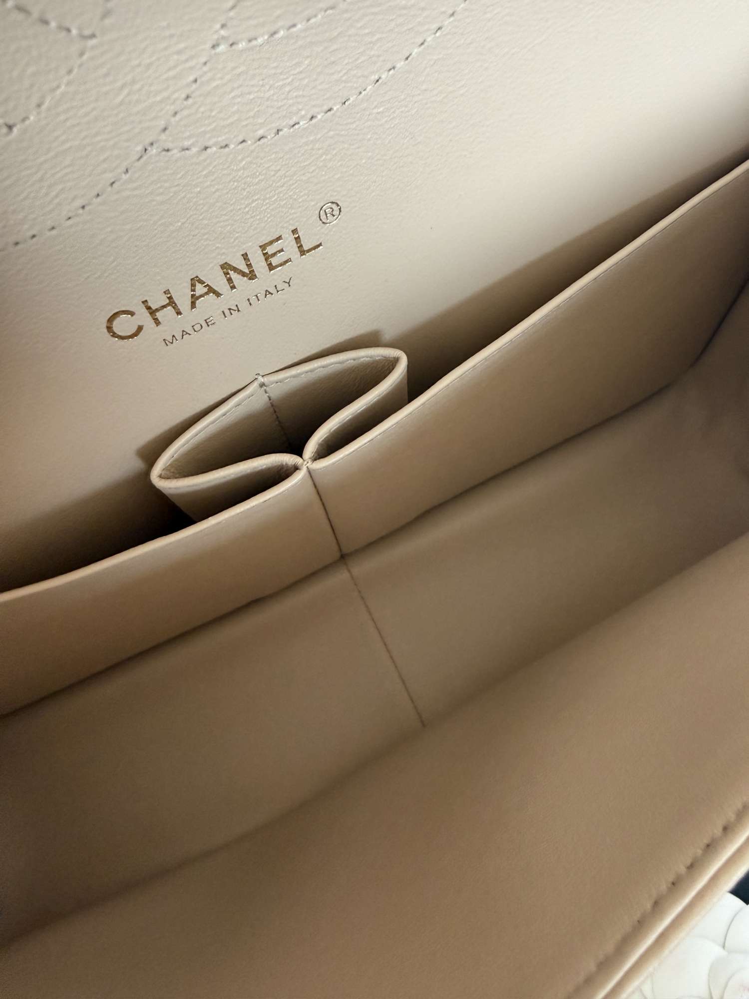 Chanel Jumbo double flap