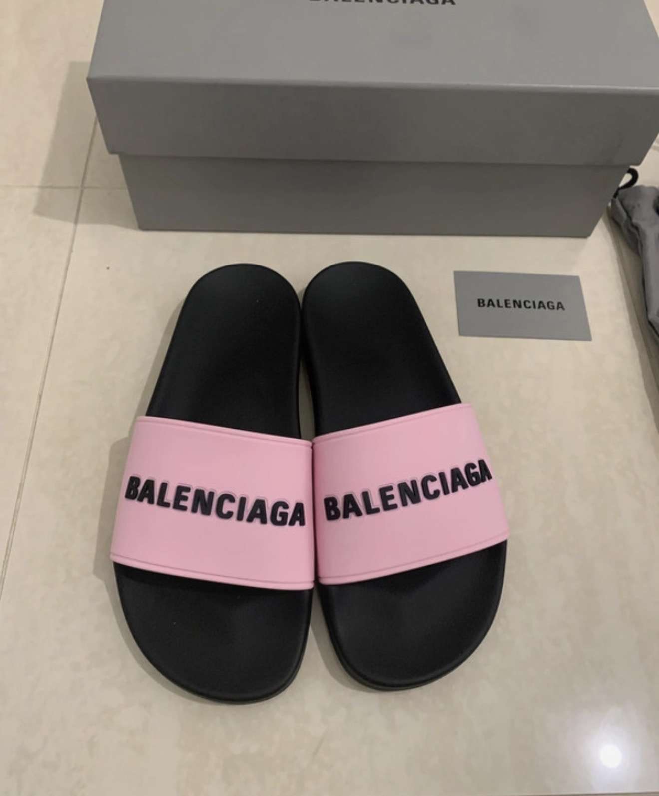 Balenciaga šľapky