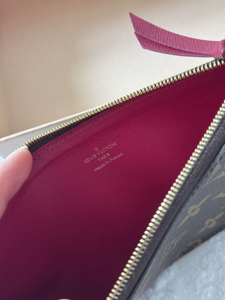 Louis vuitton pochette