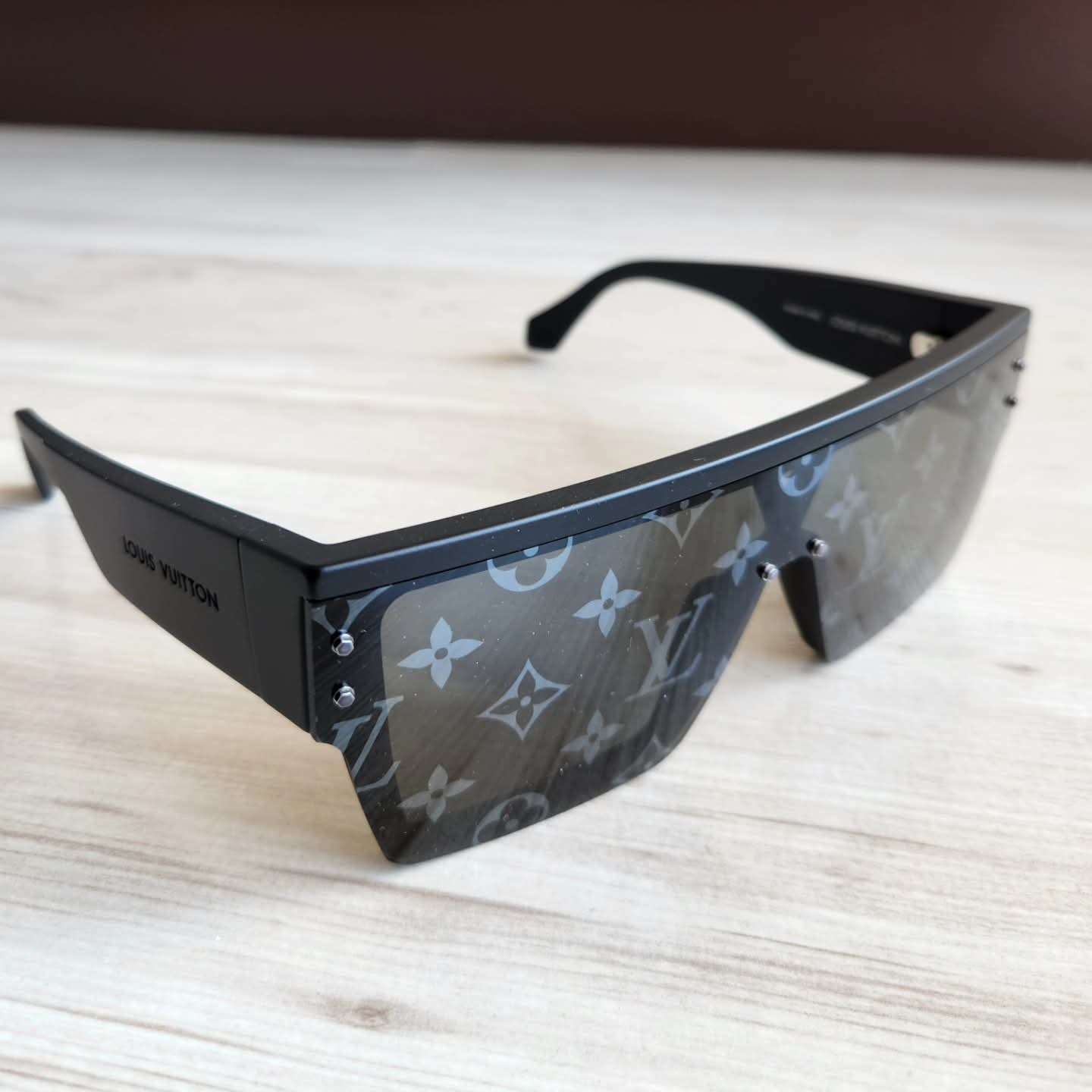 Louis Vuitton Bryle Waima E