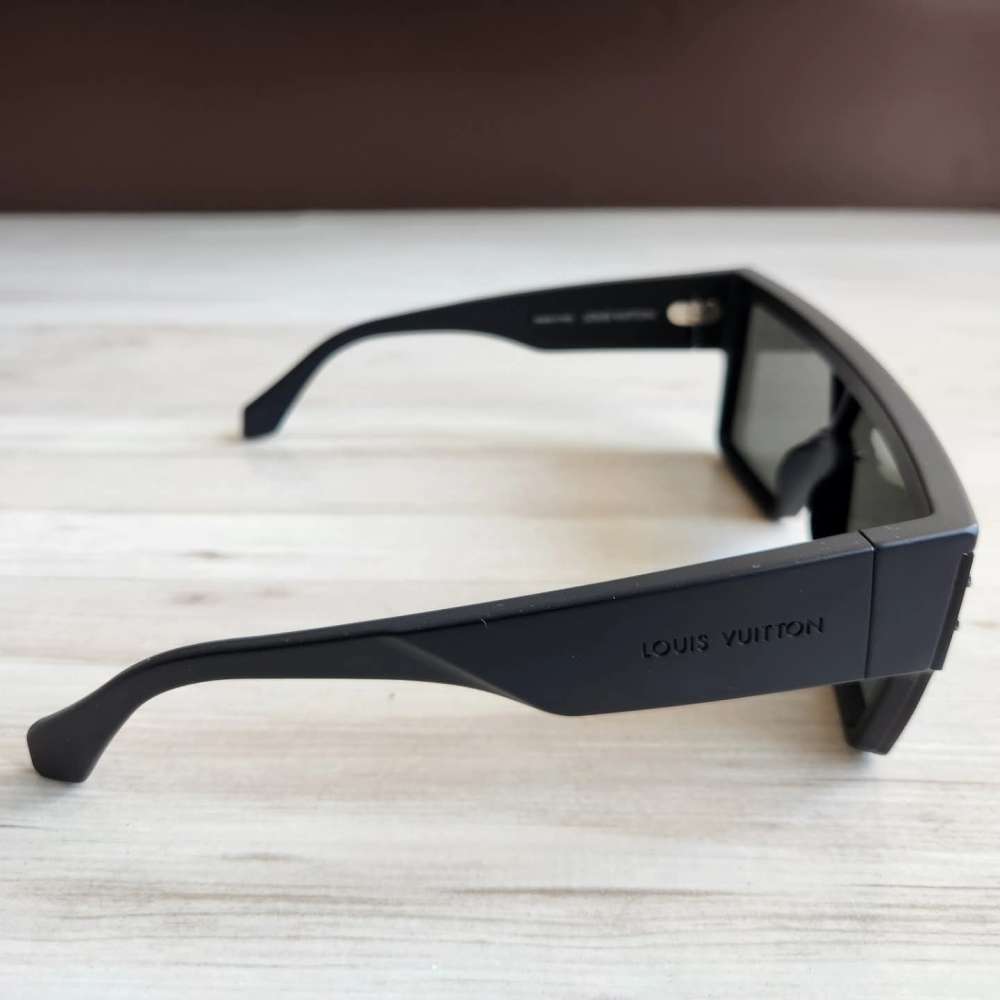 Louis Vuitton Bryle Waima E