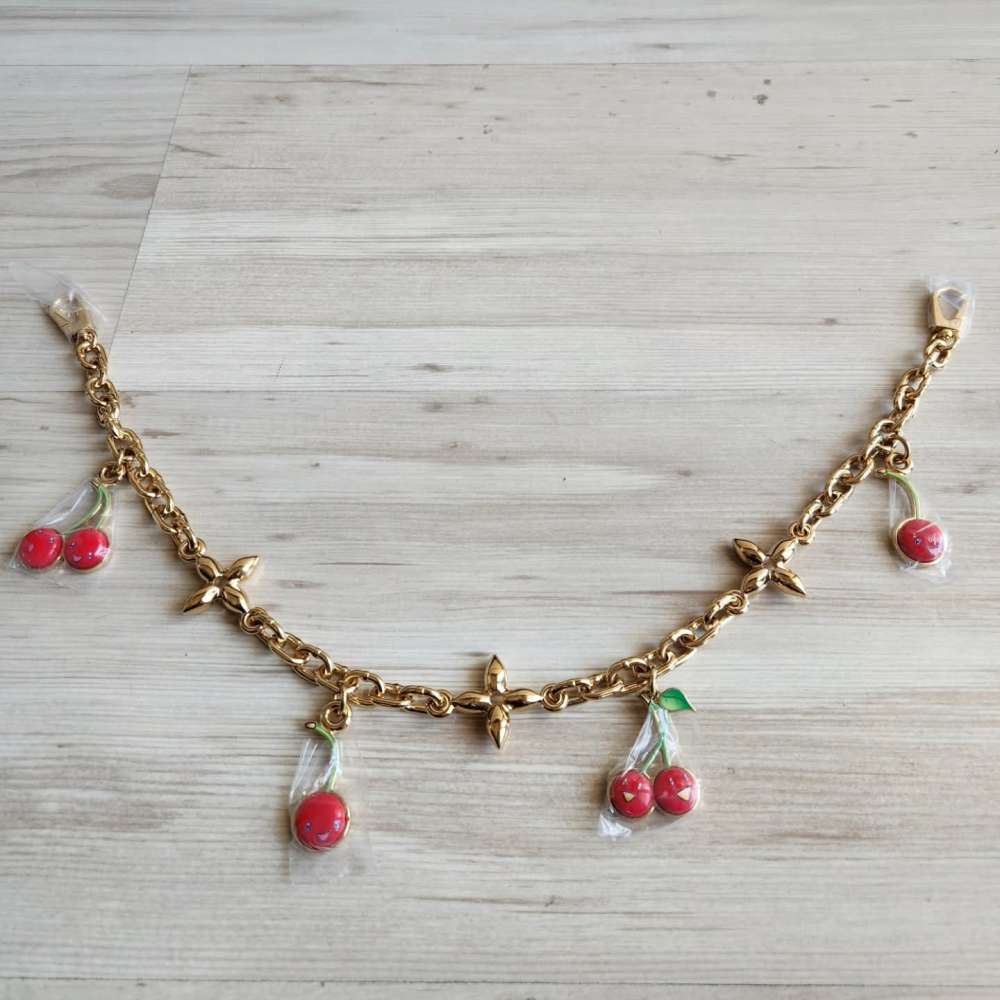 Louis Vuitton Charm Retez
